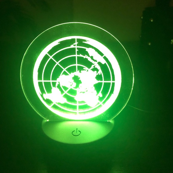 Flat Earth Color Changing LED light - Picture 5 of 8